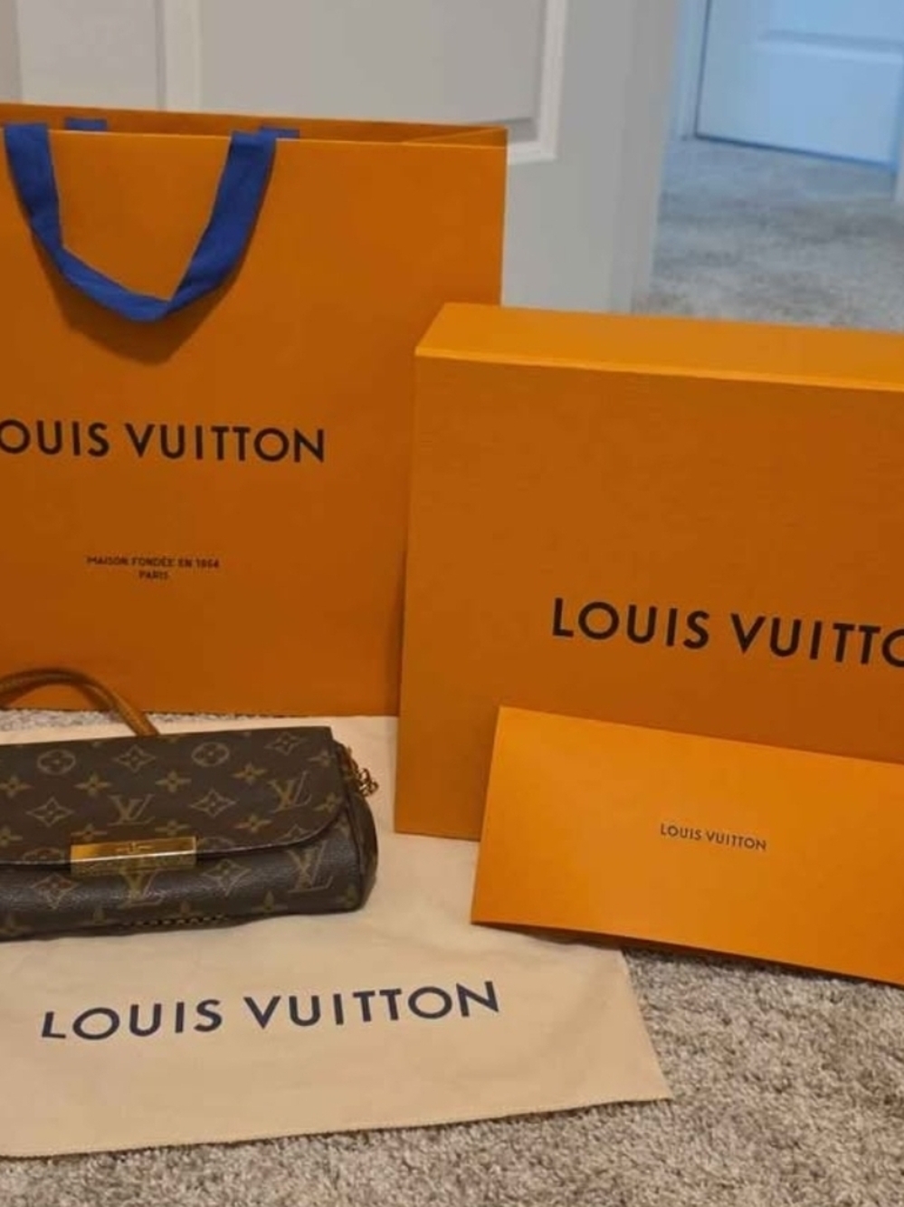 Louis Vuitton Favorite MM